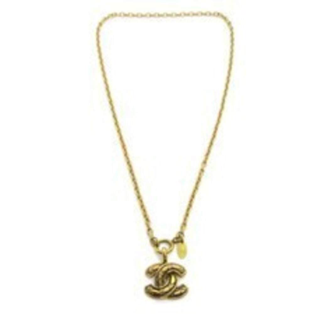Chanel Vintage Quilted CC Pendant Metal Large